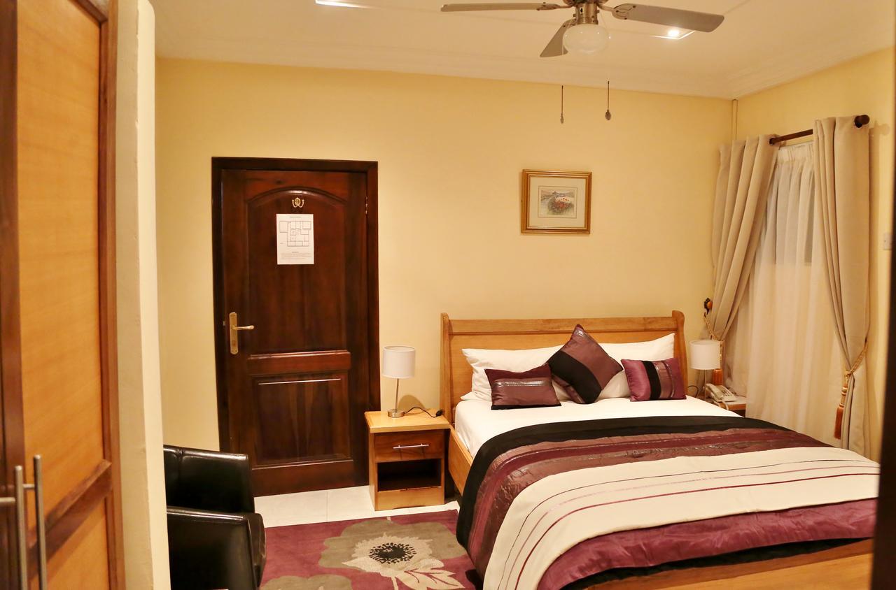 Eden Vale Hotel Ajiringano Bagian luar foto