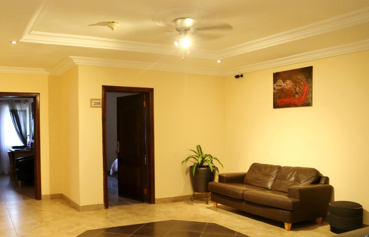 Eden Vale Hotel Ajiringano Bagian luar foto