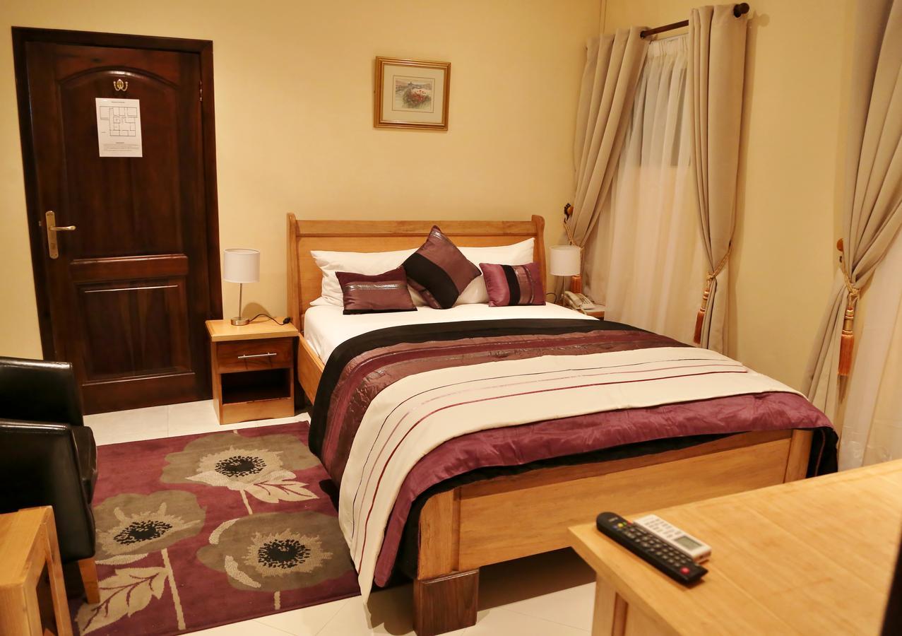 Eden Vale Hotel Ajiringano Bagian luar foto