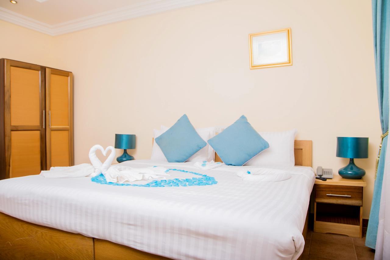 Eden Vale Hotel Ajiringano Bagian luar foto