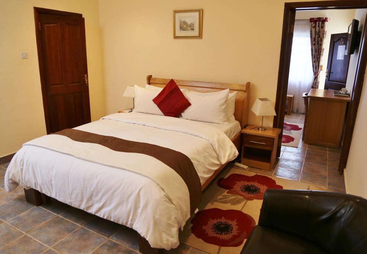 Eden Vale Hotel Ajiringano Bagian luar foto
