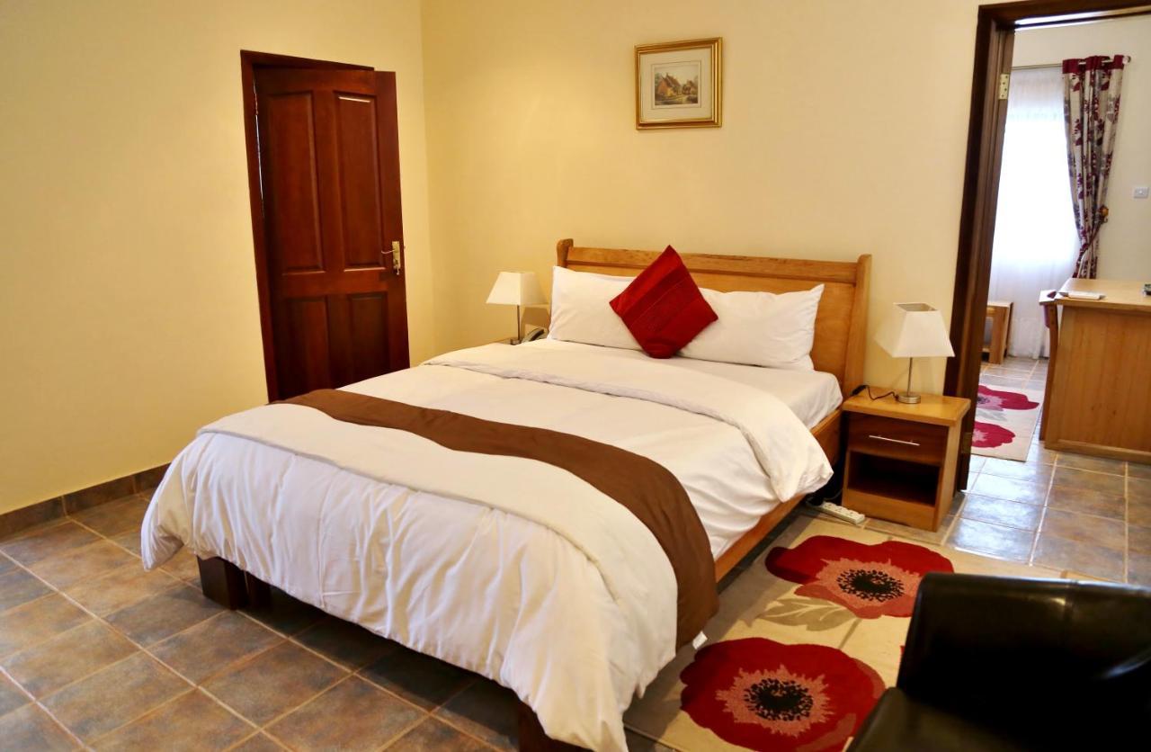 Eden Vale Hotel Ajiringano Bagian luar foto